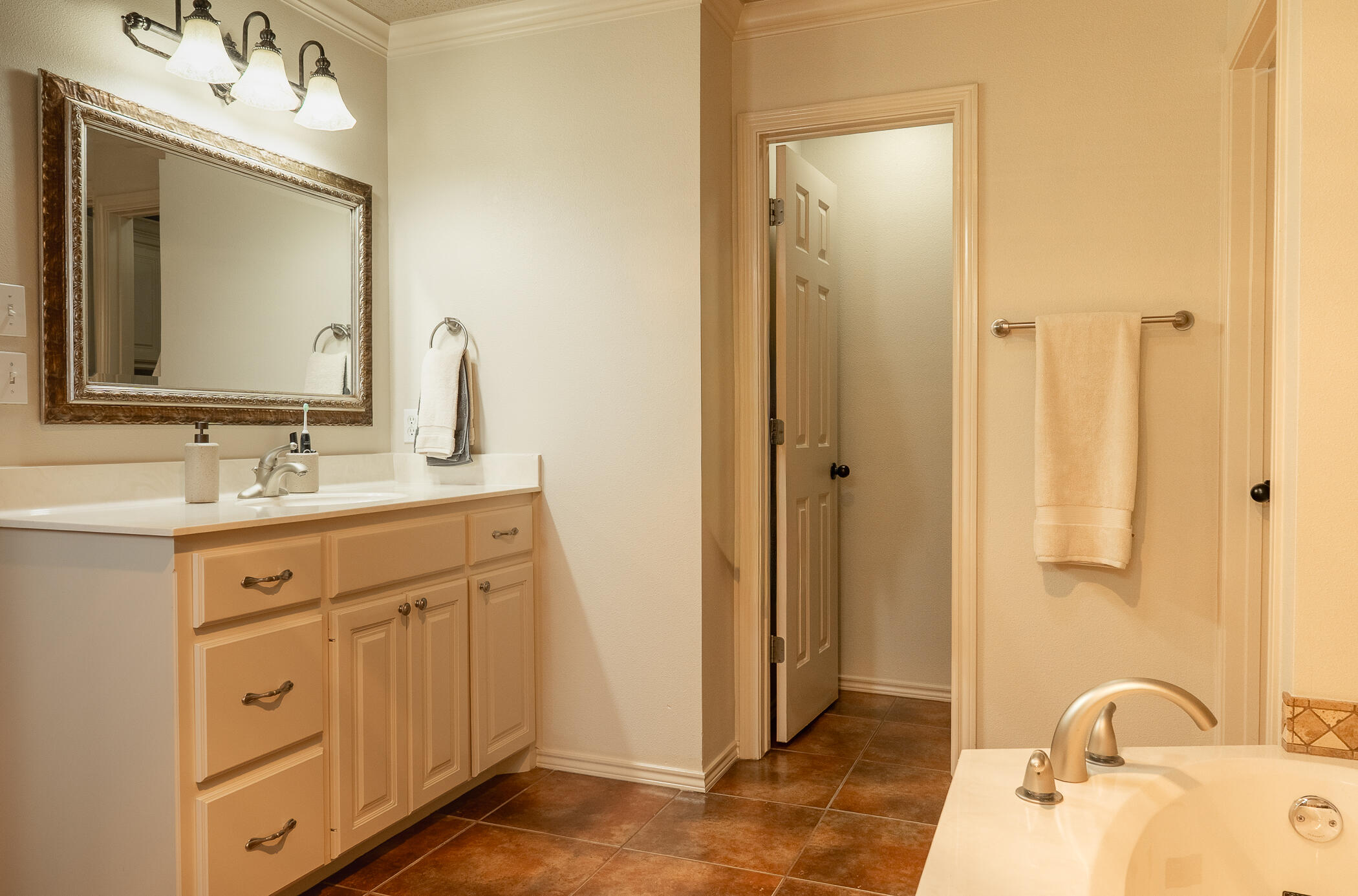 2102 Mesa Road Lubbock, TX 79403 - Photo 15 of 48 DSC04838-HDR