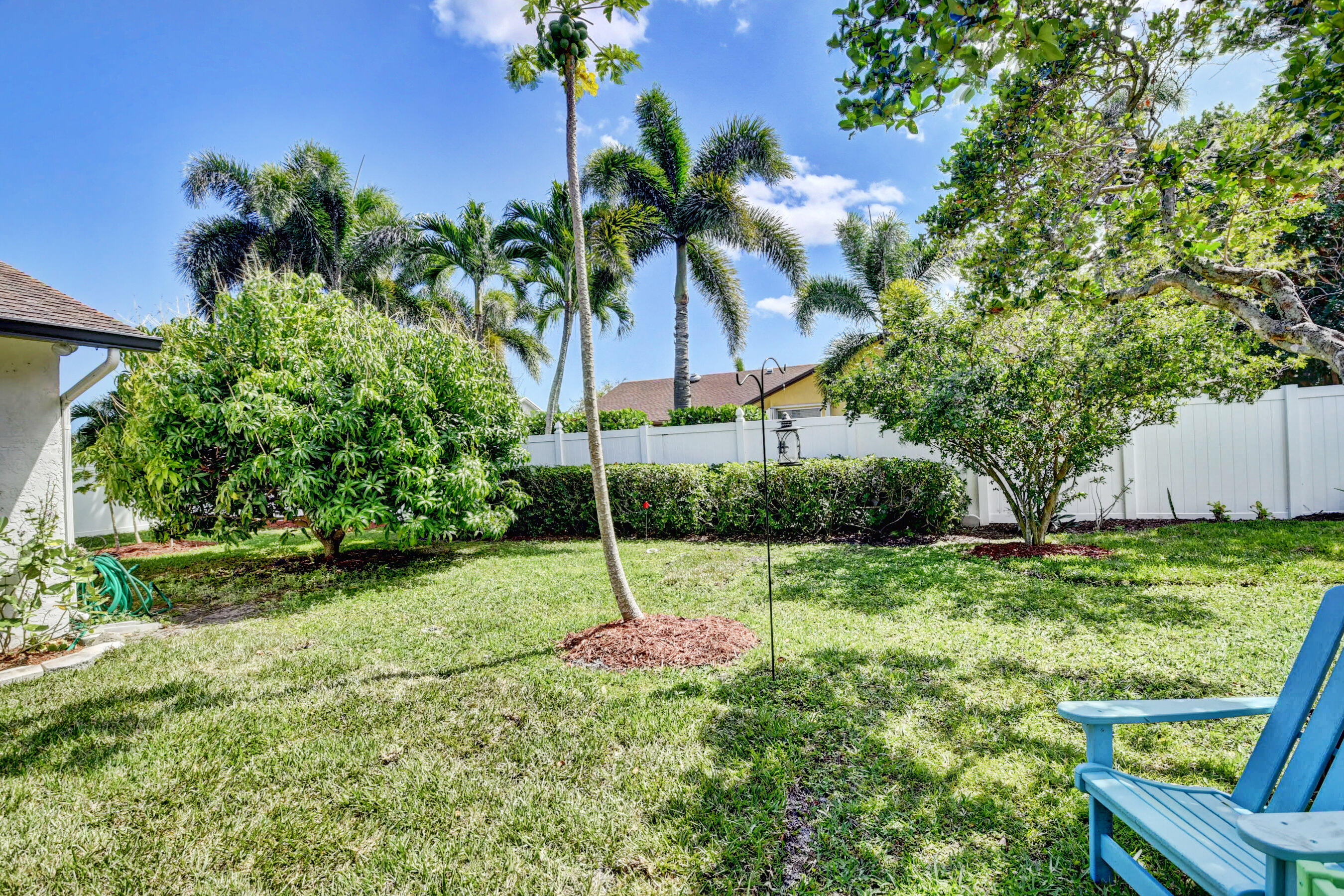 4192 Woods End Road Boca Raton, FL 33487 - Photo 48 of 63 a view of a backyard with a garden