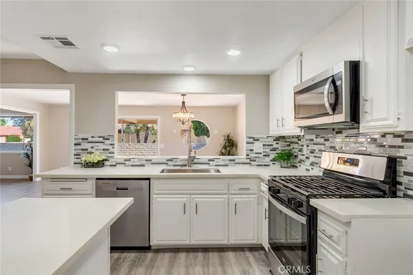 $407,000 | 1825 Flame Tree Way, Hemet, CA 92545