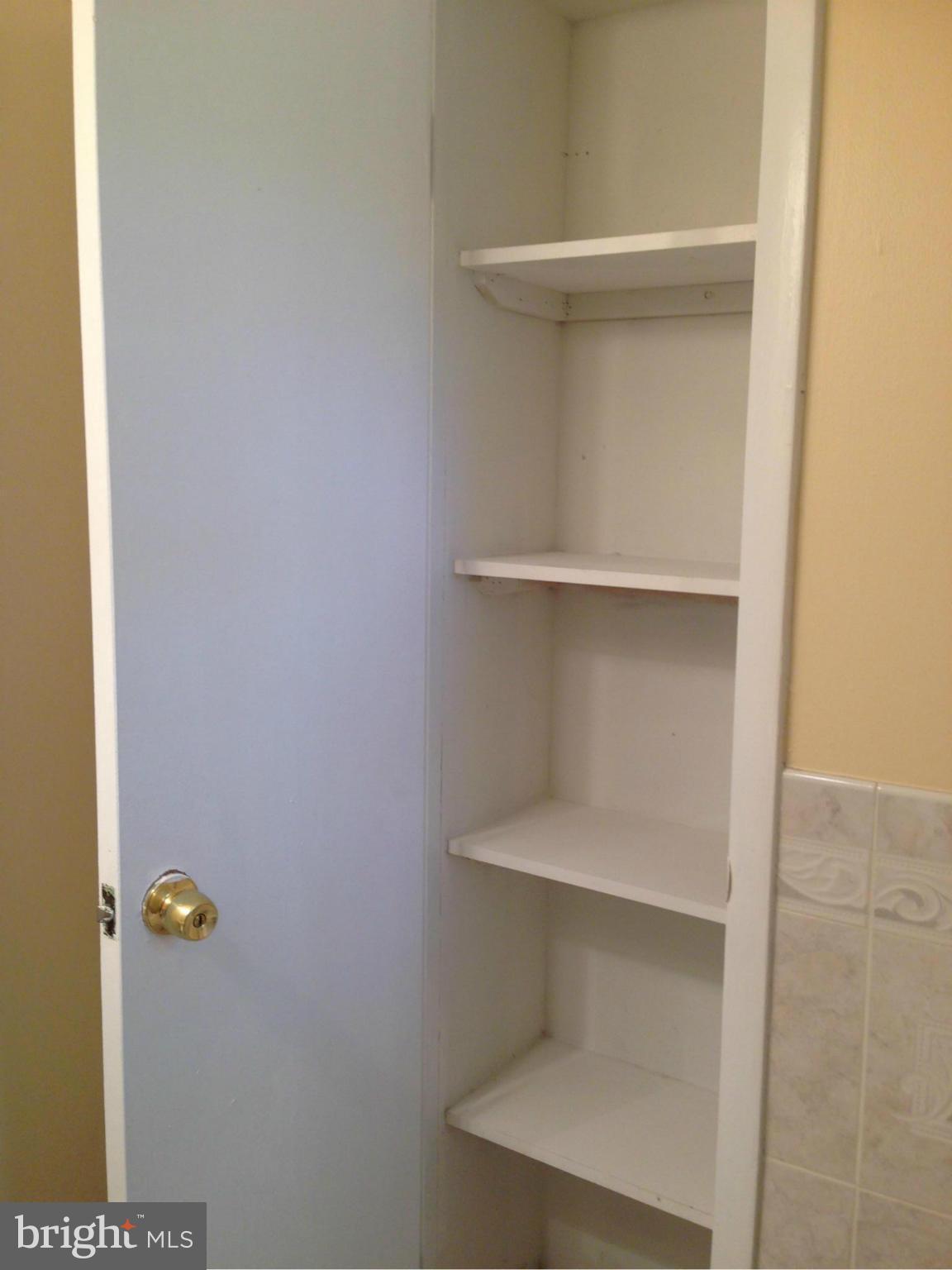 13204 Haddock Road Woodbridge, VA 22193 - Photo 11 of 30 Interior (General)