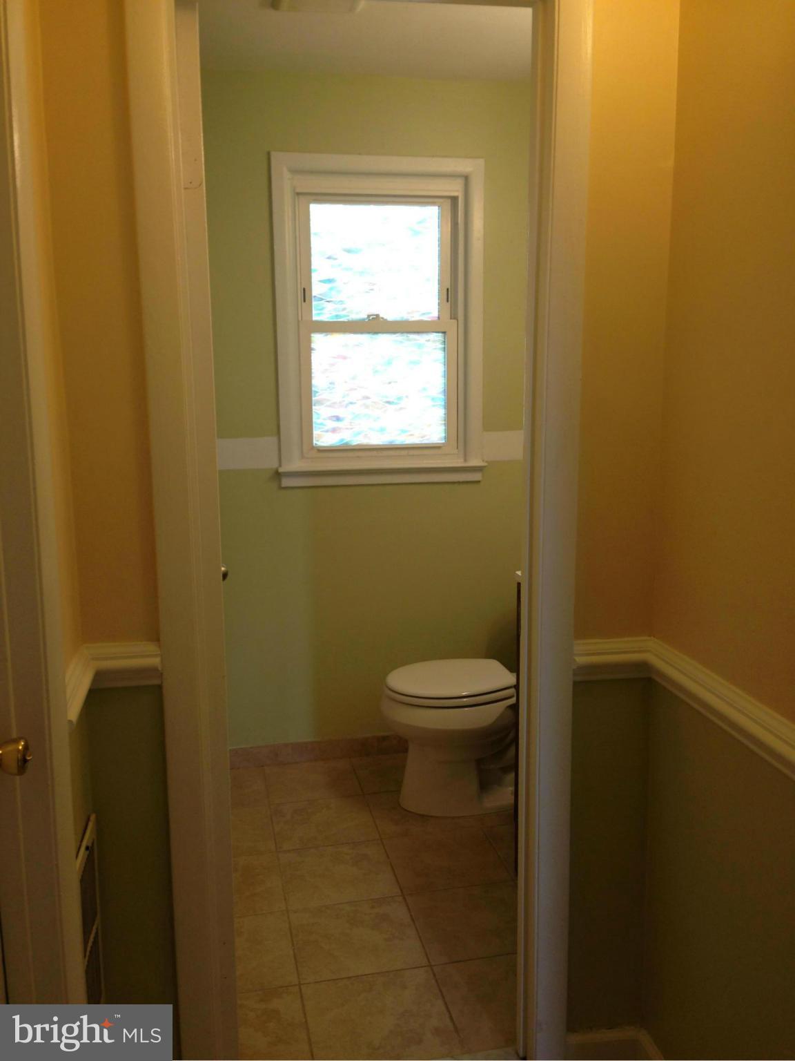 13204 Haddock Road Woodbridge, VA 22193 - Photo 15 of 30 Bath