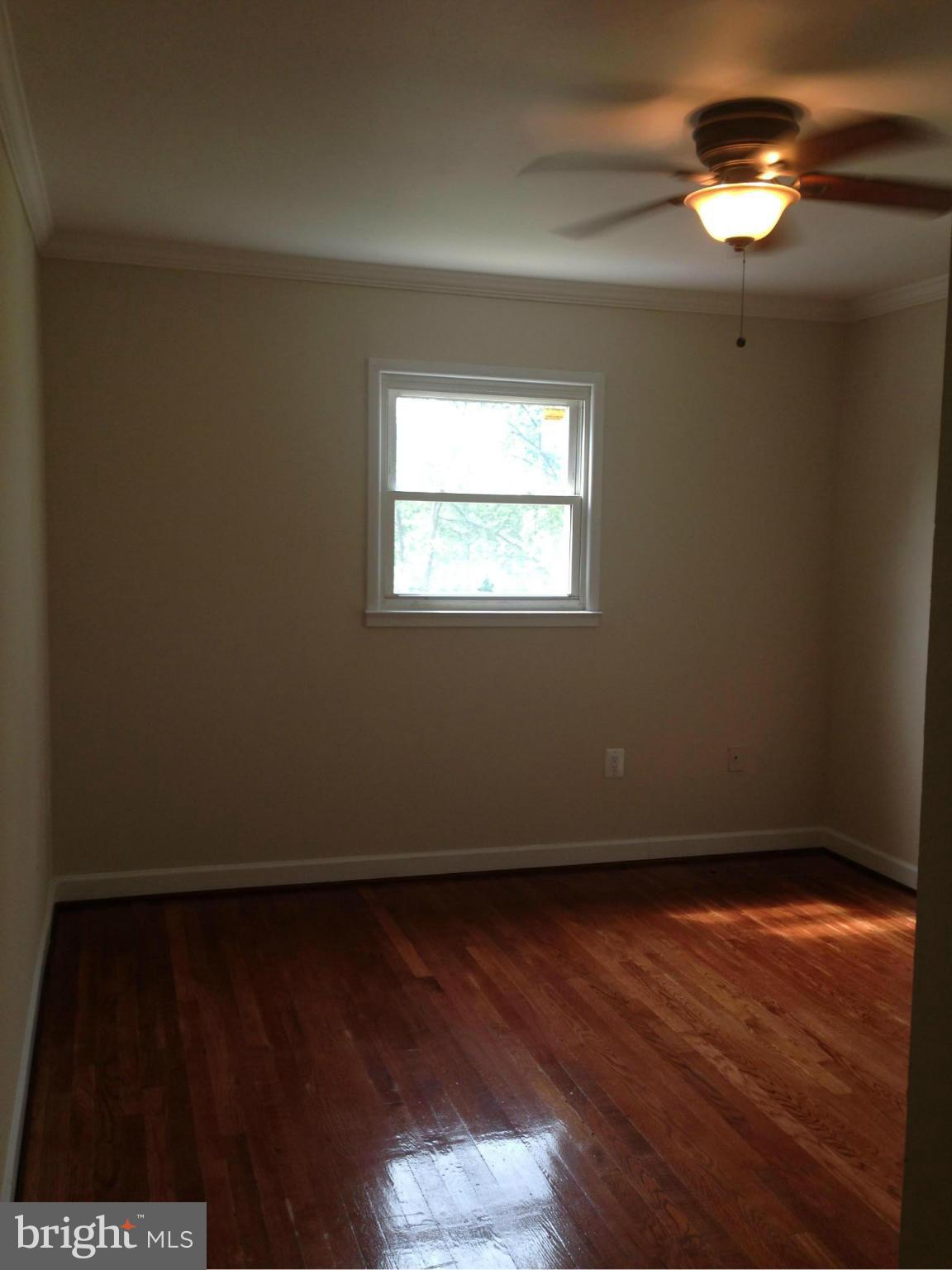 13204 Haddock Road Woodbridge, VA 22193 - Photo 6 of 30 Bedroom (Master)