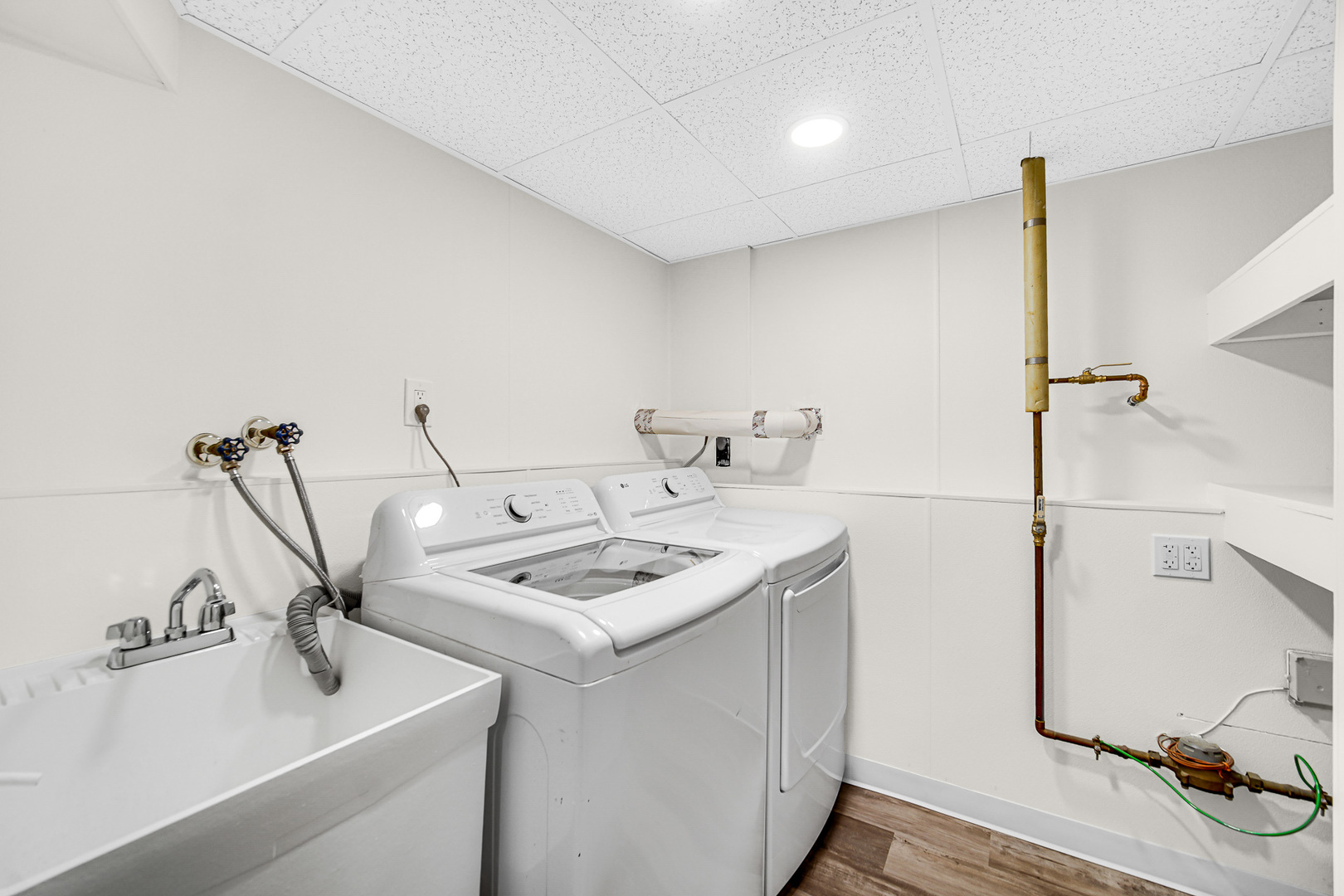 33121 North John Mogg Road Grayslake, IL 60030 - Photo 13 of 20 Gallery Image 13