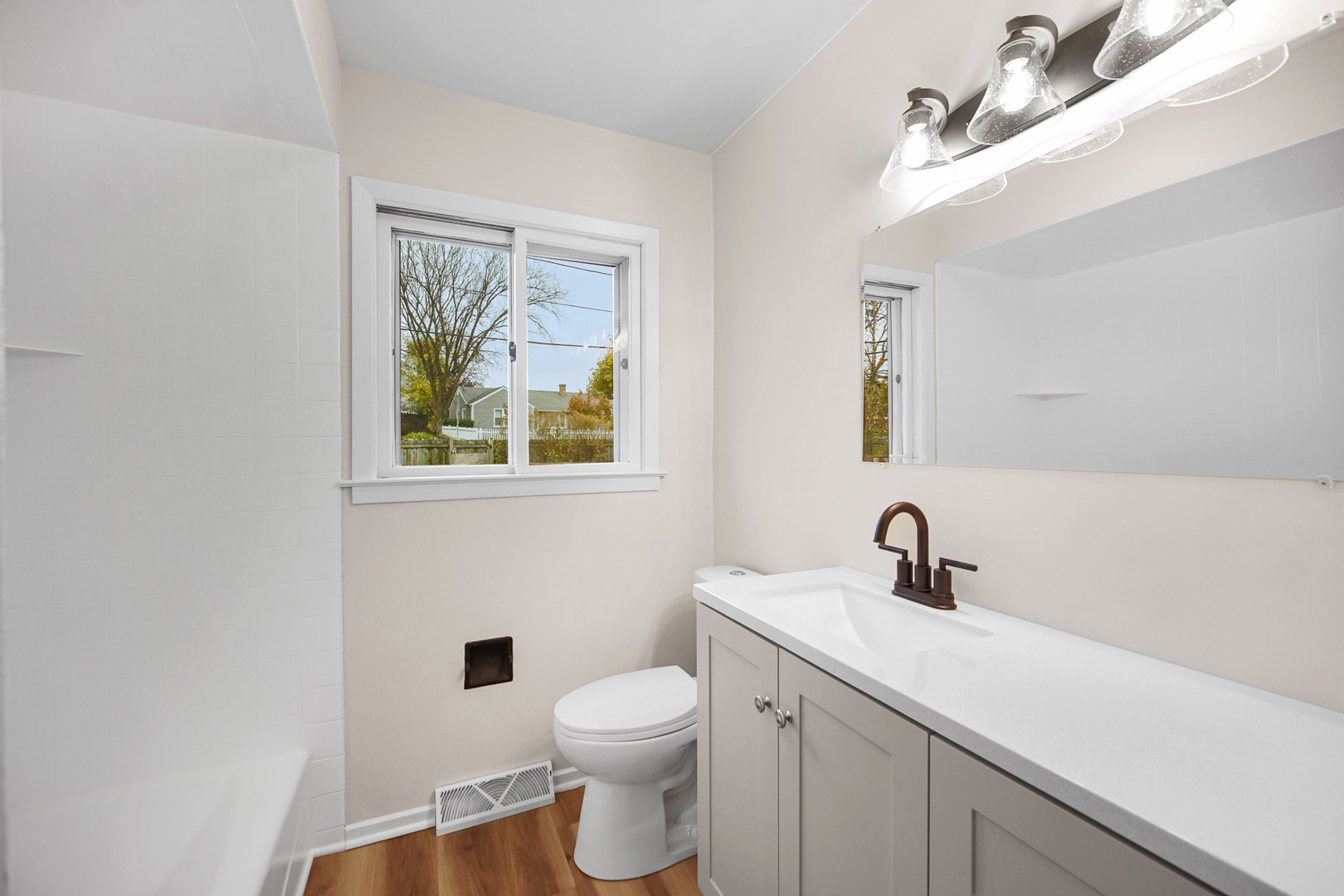 33121 North John Mogg Road Grayslake, IL 60030 - Photo 9 of 20 Gallery Image 9