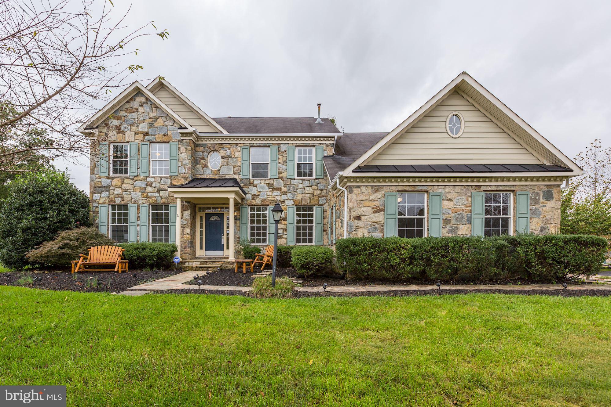 18303 Wickham Road Olney, MD 20832 - Photo 1 of 29 Exterior (Front)