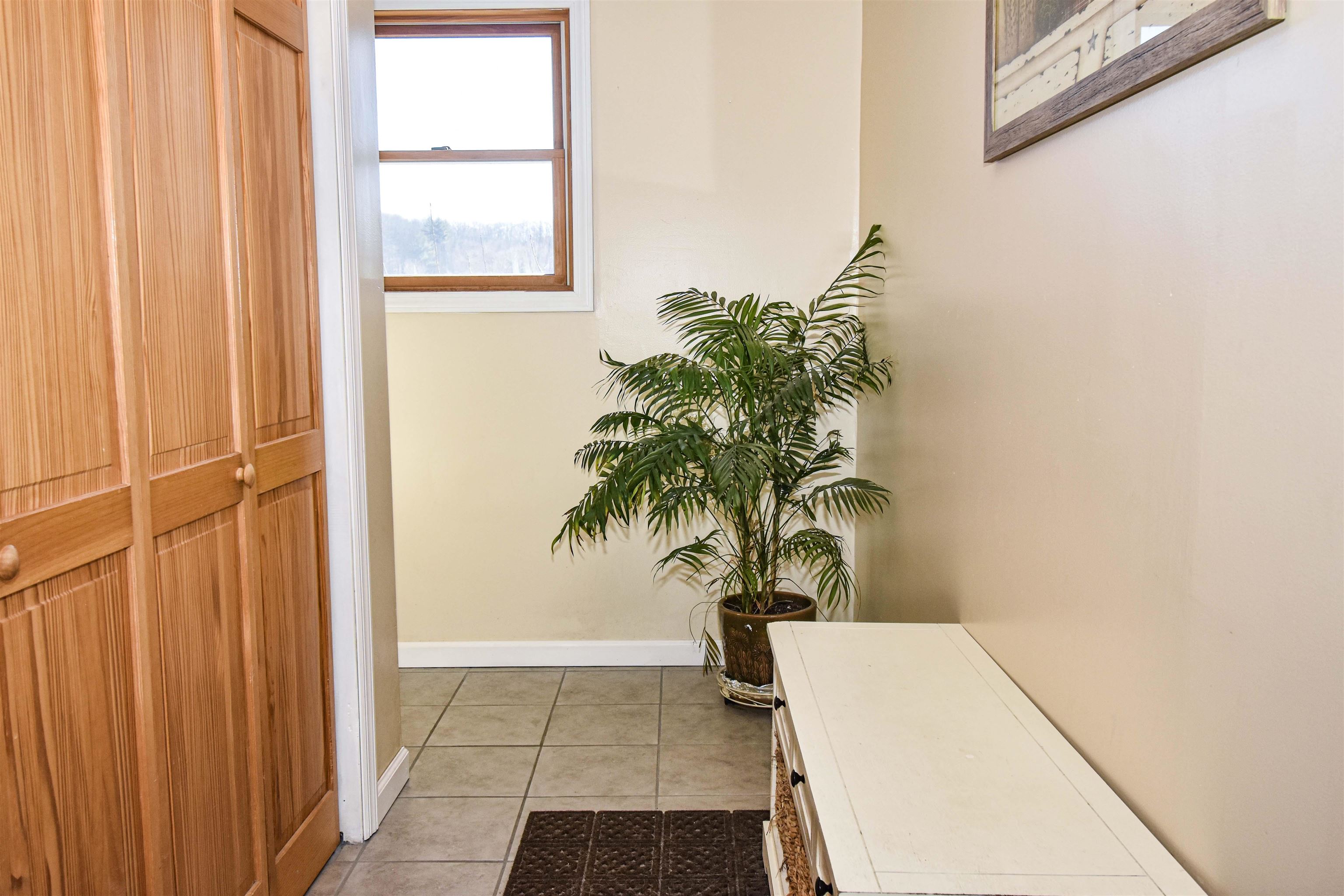 998 Maple Street Waltham, VT 05491 - Photo 7 of 34 Gallery Image 7