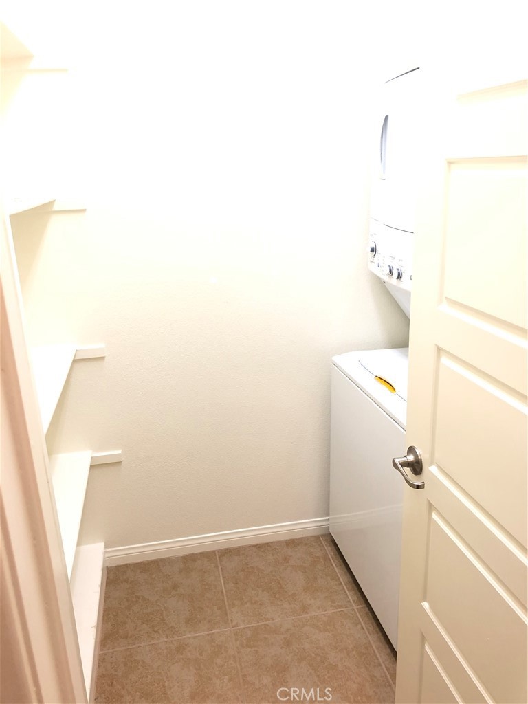 41299 St Croix Temecula, CA 92591 - Photo 10 of 17 a bathroom with a sink
