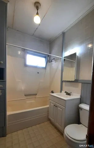 $240,000 | 26 King Street, Putnam, CT 06260