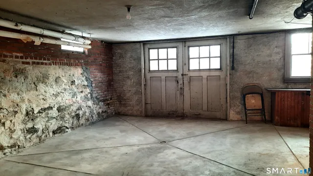 $240,000 | 26 King Street, Putnam, CT 06260