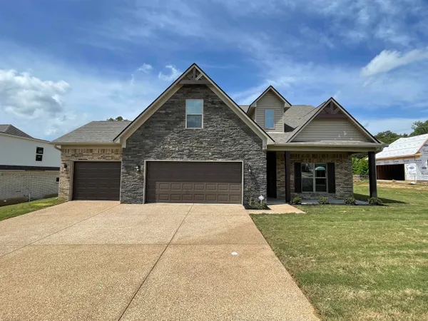$454,400 | 32 Forsyth Lane, Munford, TN 38058