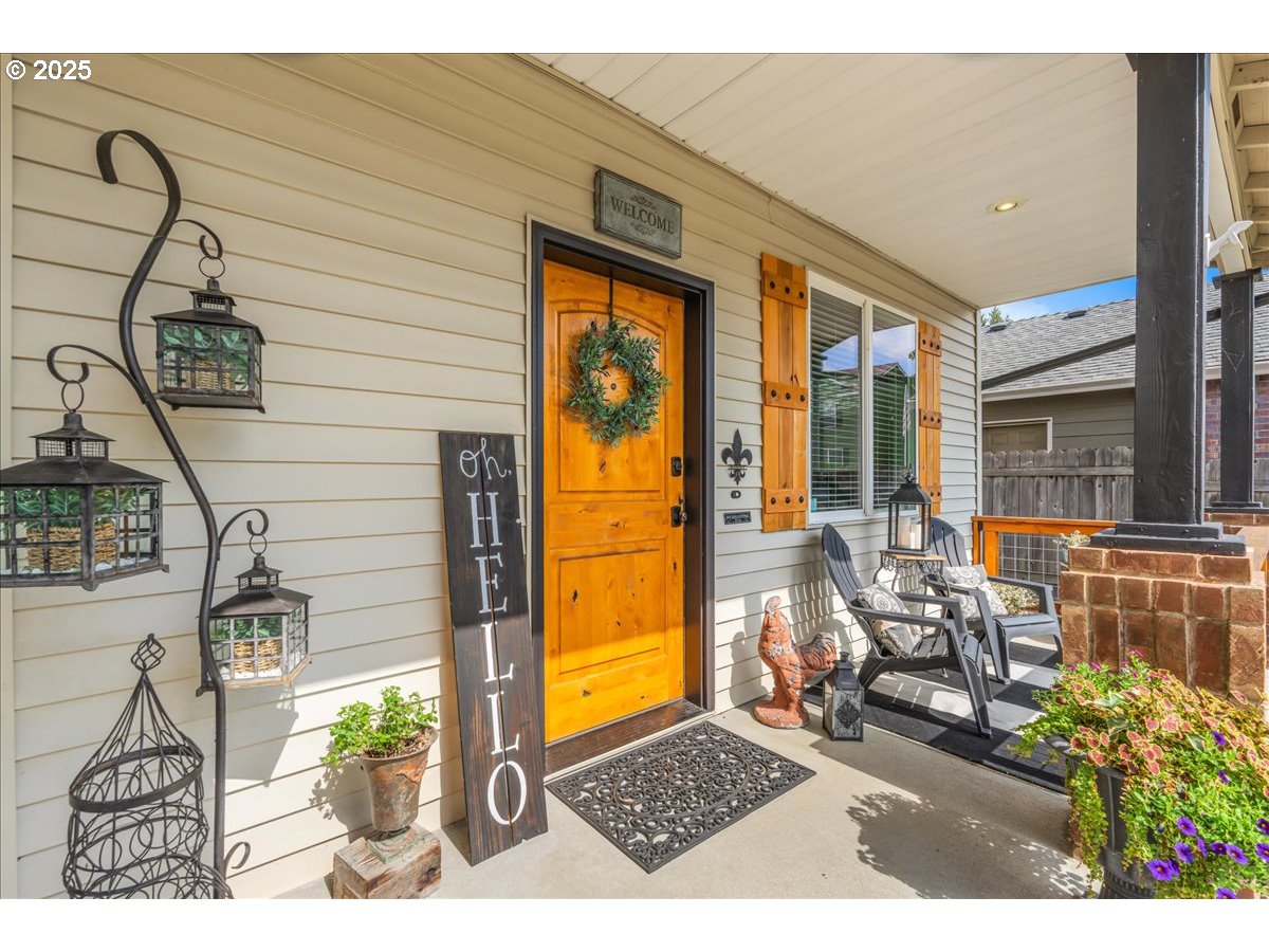 6475 Southeast 29th Way Gresham, OR 97080 - Photo 5 of 44 Gallery Image 5