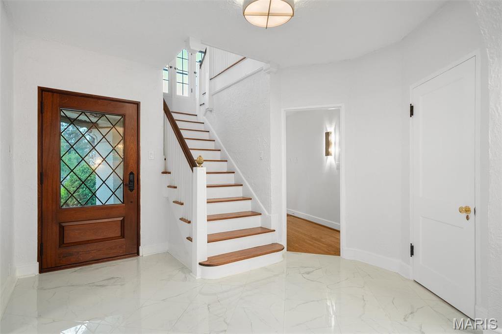 2 Northcote Road St. Louis, MO 63144 - Photo 8 of 54 Gallery Image 8