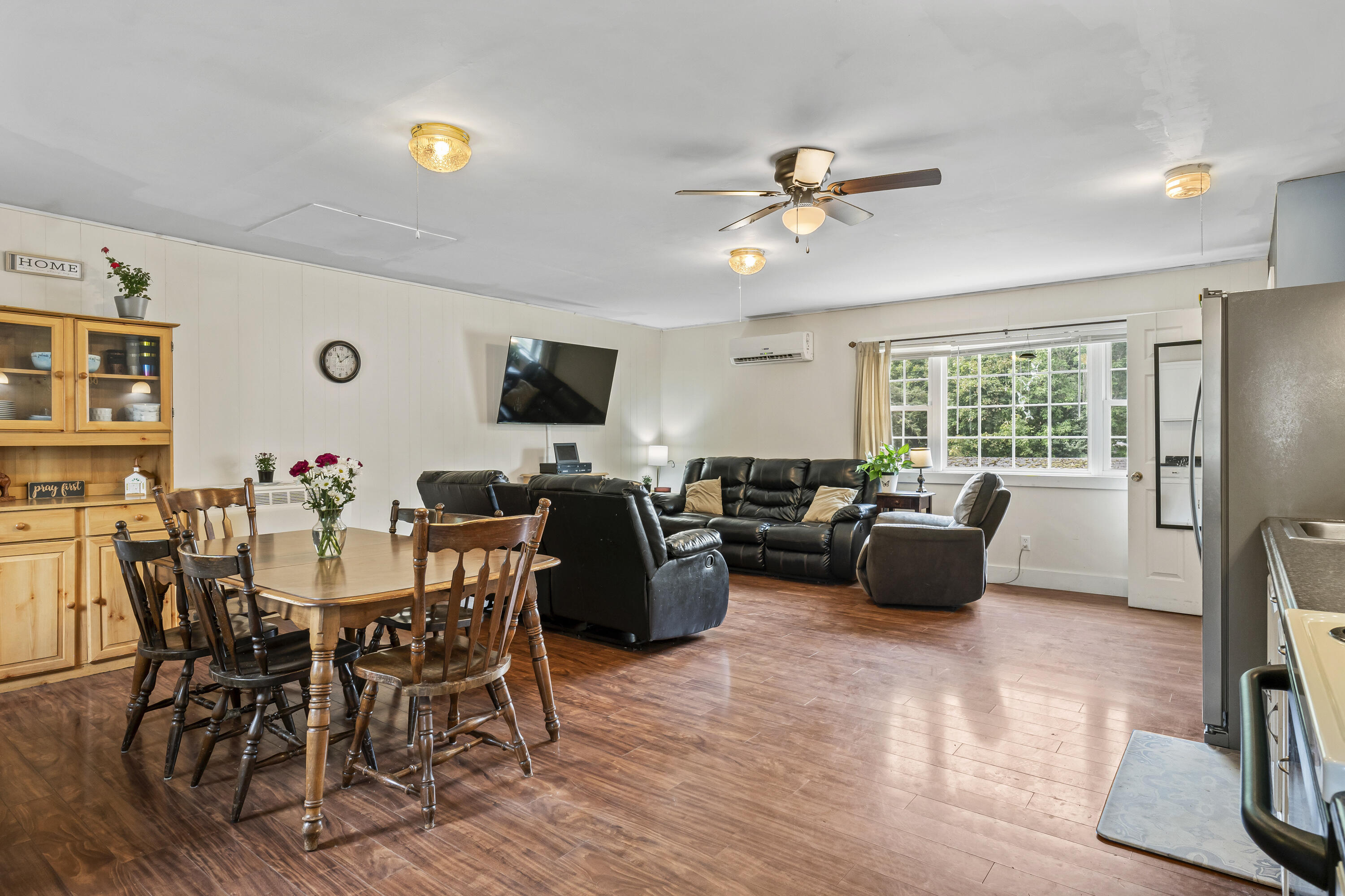 188 North Street Bath, ME 04530 - Photo 42 of 54 Upstairs Unit 2