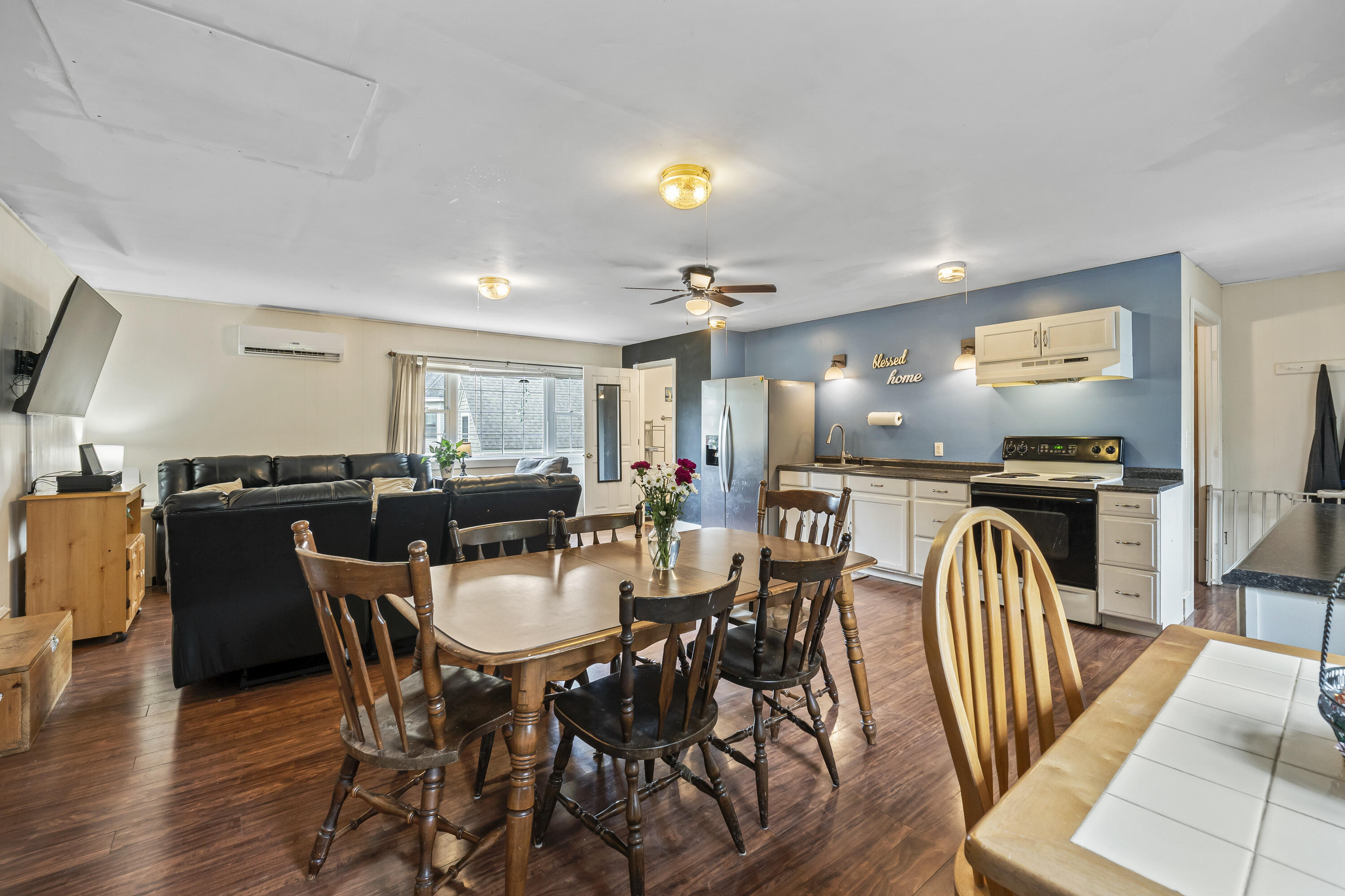 188 North Street Bath, ME 04530 - Photo 43 of 54 Upstairs Unit 2