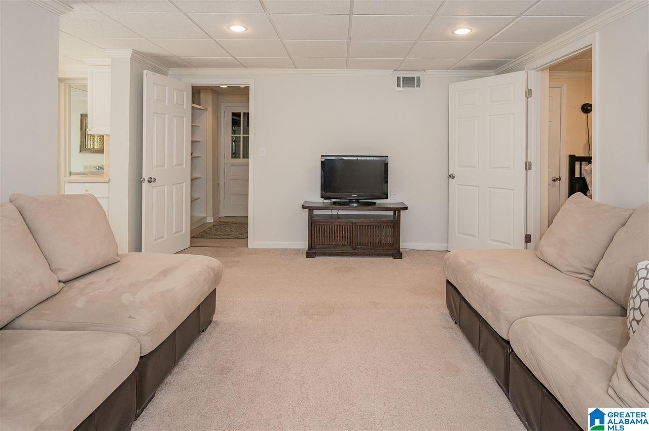 807 Forrest Drive Birmingham, AL 35209 - Photo 31 of 47