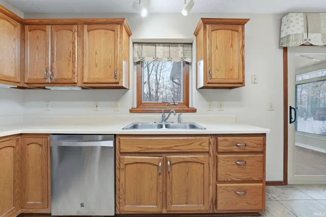 $350,000 | 2909 Sweet Cider Road, Fort Wayne, IN 46818