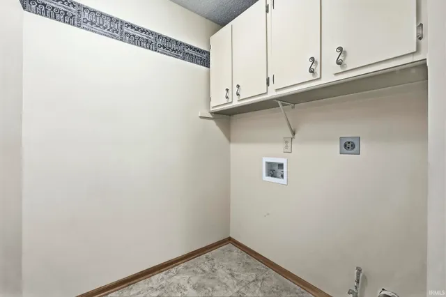 $350,000 | 2909 Sweet Cider Road, Fort Wayne, IN 46818