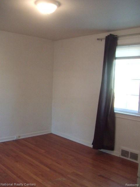 1522 West Webster Road, Unit 16 Royal Oak, MI 48073 - Photo 7 of 12 Bedroom