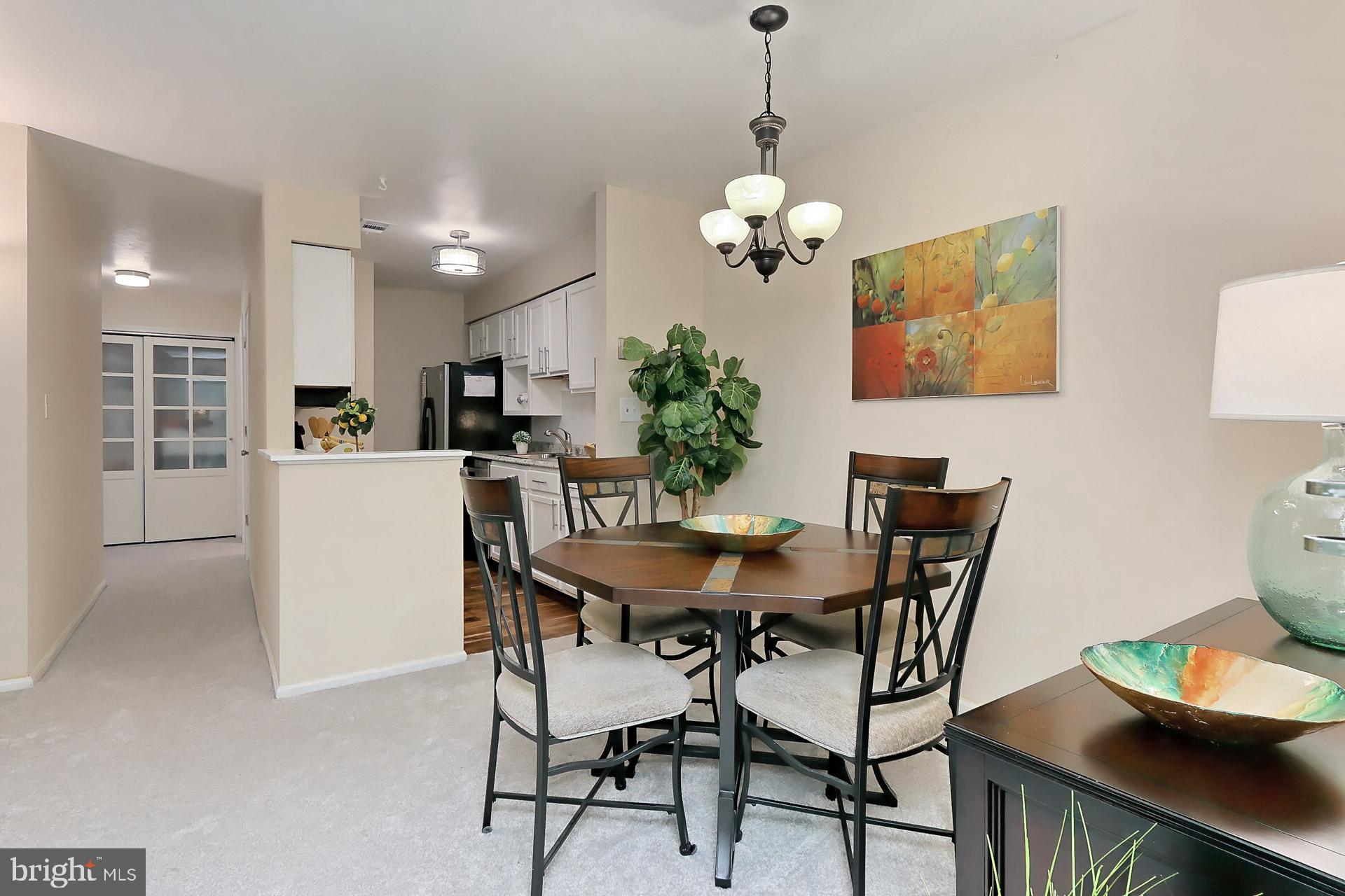 5907 D Noblestown Road, Unit 66 Springfield, VA 22152 - Photo 6 of 53 Dining room