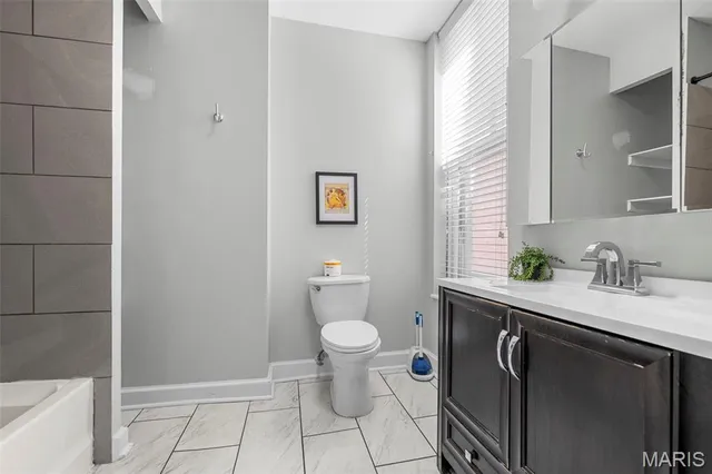 $290,000 | 2350 Hickory Street, St. Louis, MO 63104