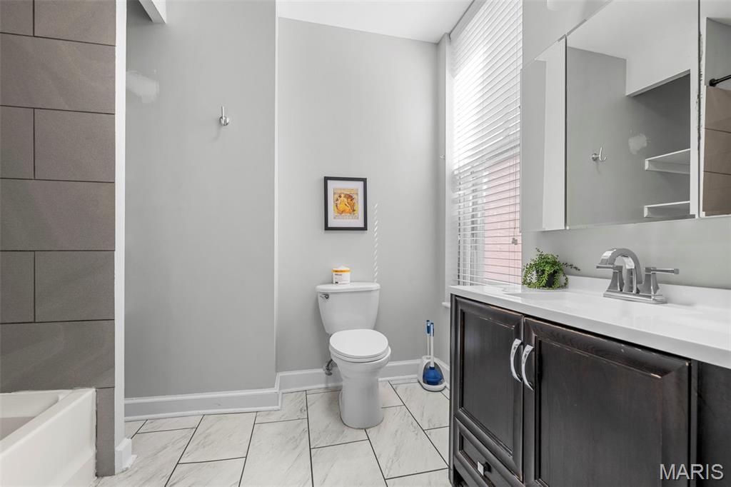 2350 Hickory Street St. Louis, MO 63104 - Photo 14 of 33