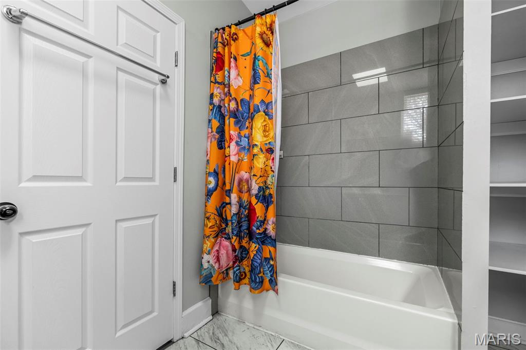 2350 Hickory Street St. Louis, MO 63104 - Photo 15 of 33