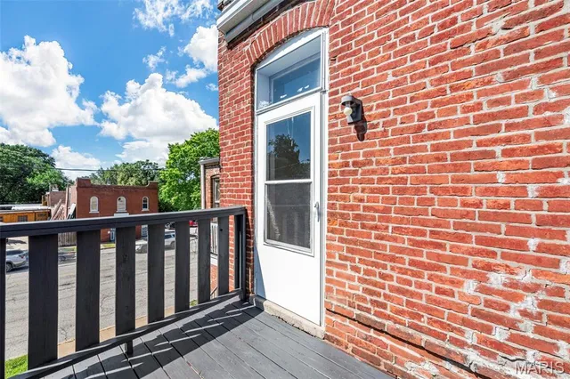 $290,000 | 2350 Hickory Street, St. Louis, MO 63104