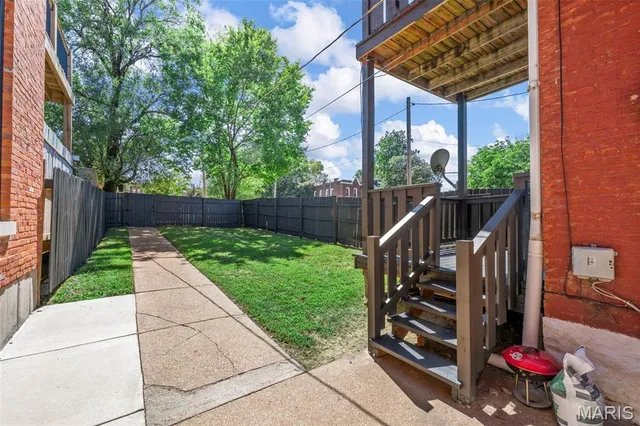 $290,000 | 2350 Hickory Street, St. Louis, MO 63104