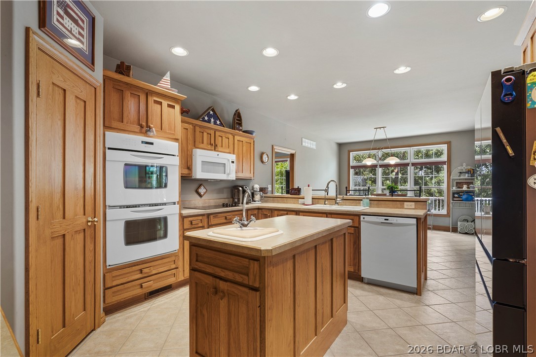 46 Black Road Kaiser, MO 65047 - Photo 9 of 100