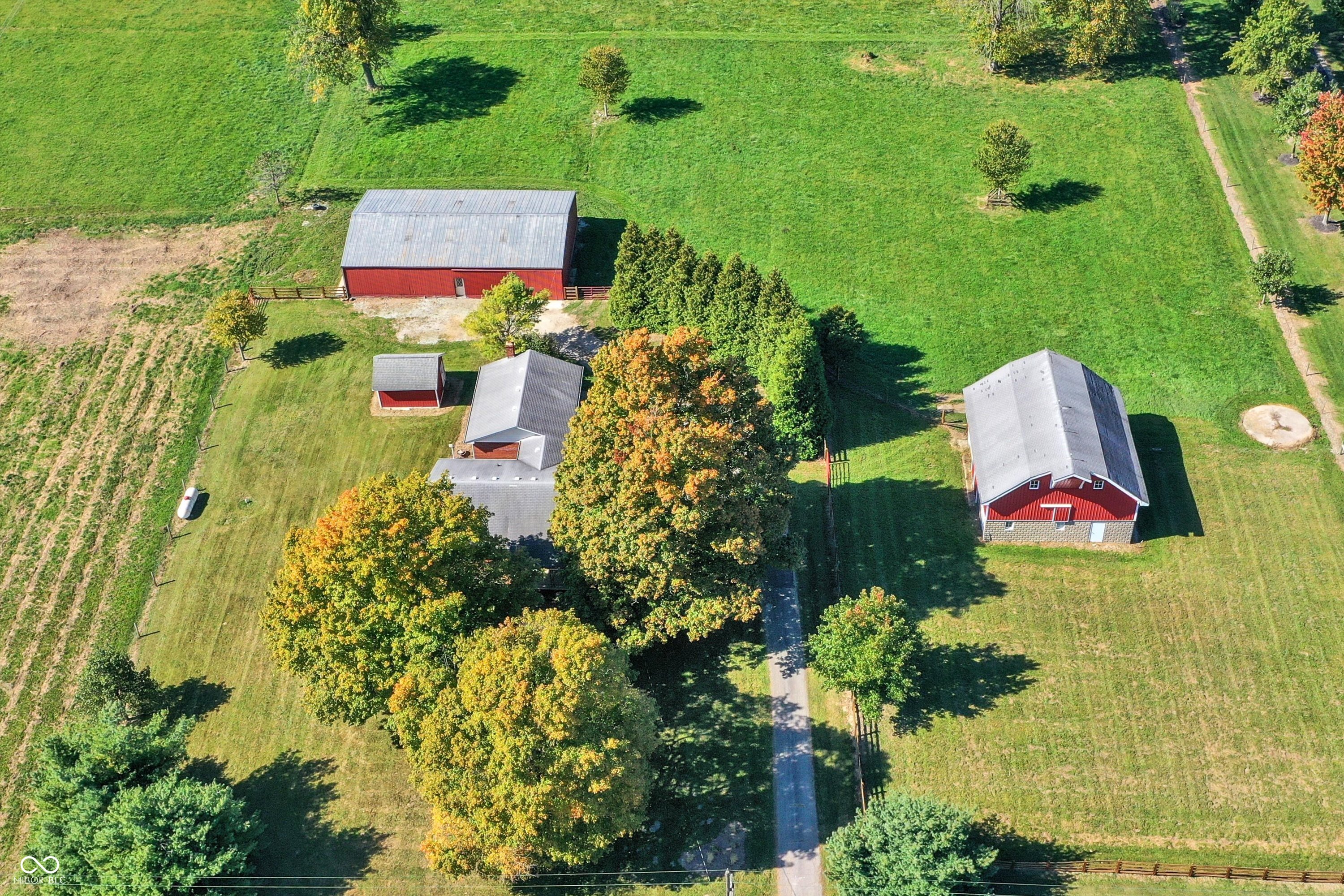 22056 Cammack Road Noblesville, IN 46062 - Photo 1 of 44 Gallery Image 1