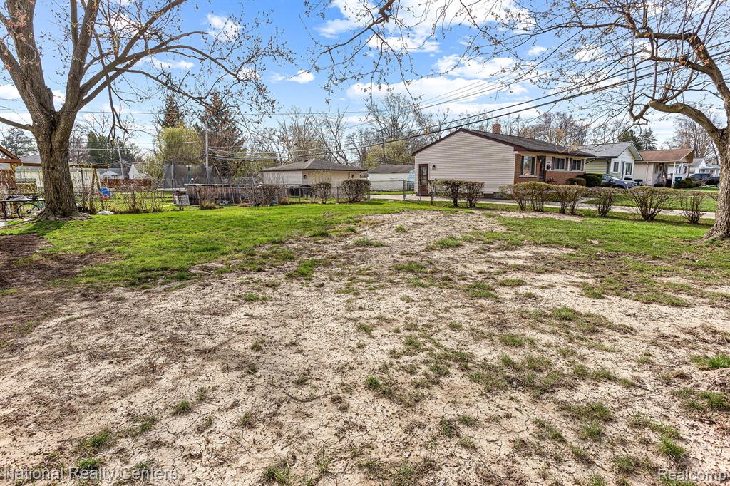 28871 Five Mile Road Livonia, MI 48154 - Photo 45 of 46 Gallery Image 45