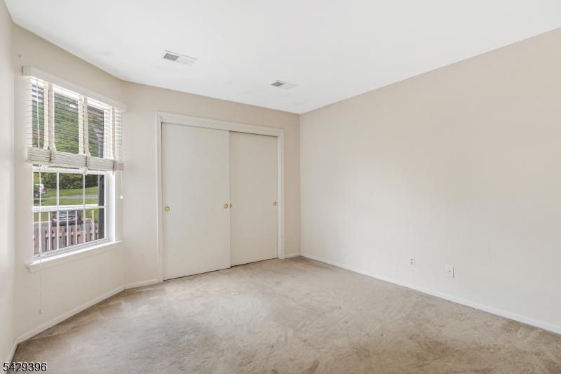 44 Spruce Court Bedminster, NJ 07921 - Photo 25 of 32