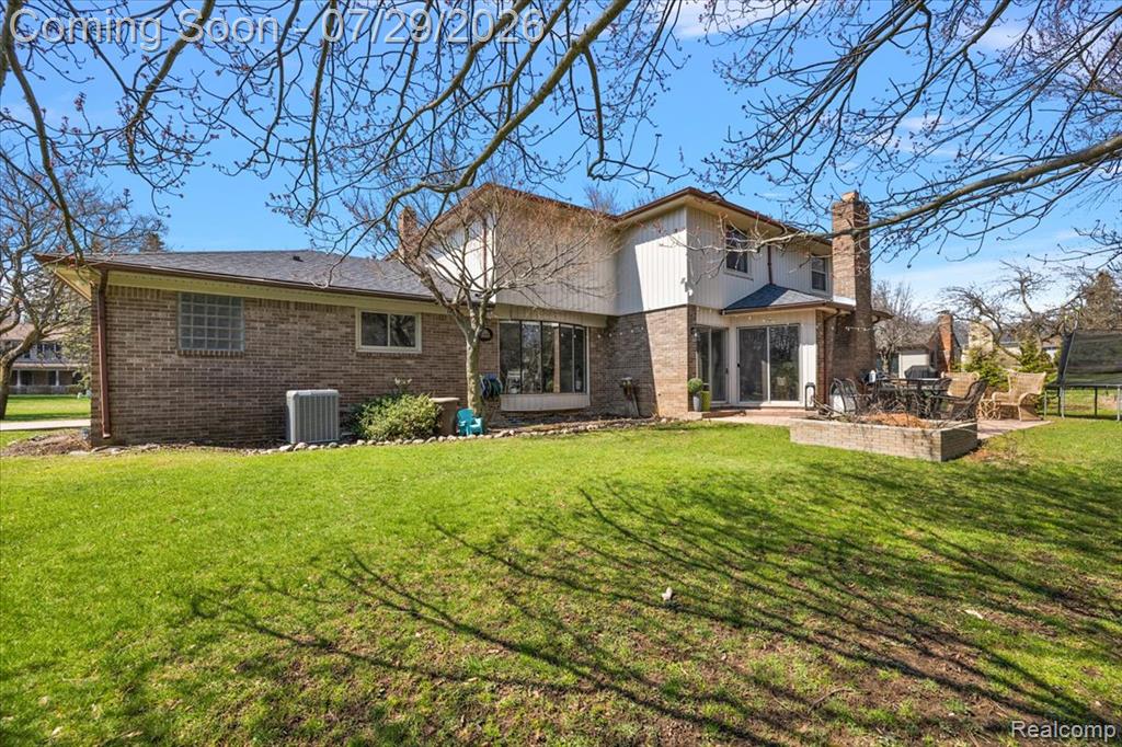 1732 North Kilburn Road Rochester Hills, MI 48306 - Photo 48 of 67