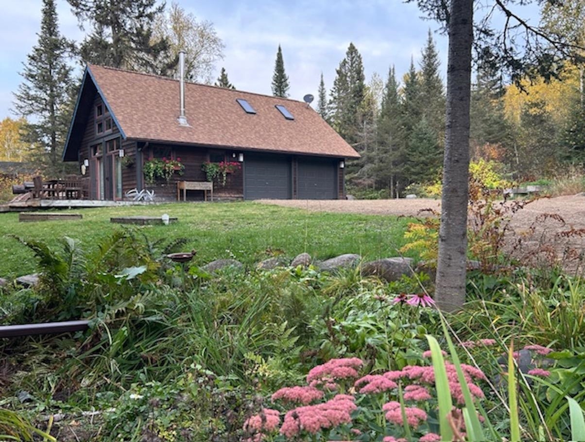 85 Caps Trail Lutsen, MN 55612 - Photo 5 of 94