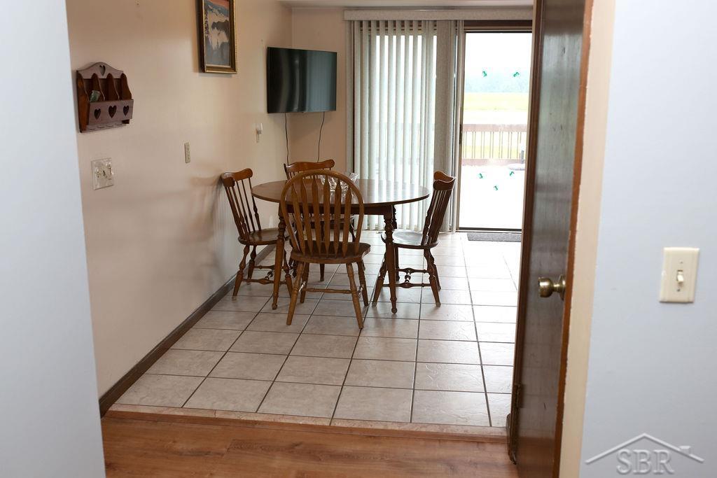 9306 Frost Road Saginaw, MI 48609 - Photo 5 of 23 50147835-14c64a23-cb63-4038-8bf1-bd499d692009.JPG
