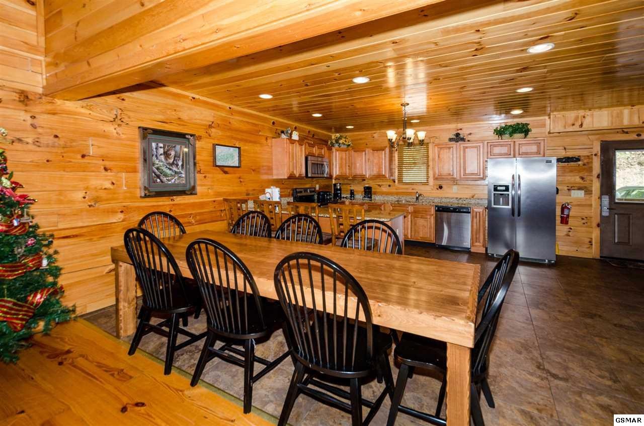 4315 Forest Ridge Way Pigeon Forge, TN 37863 - Photo 4 of 28