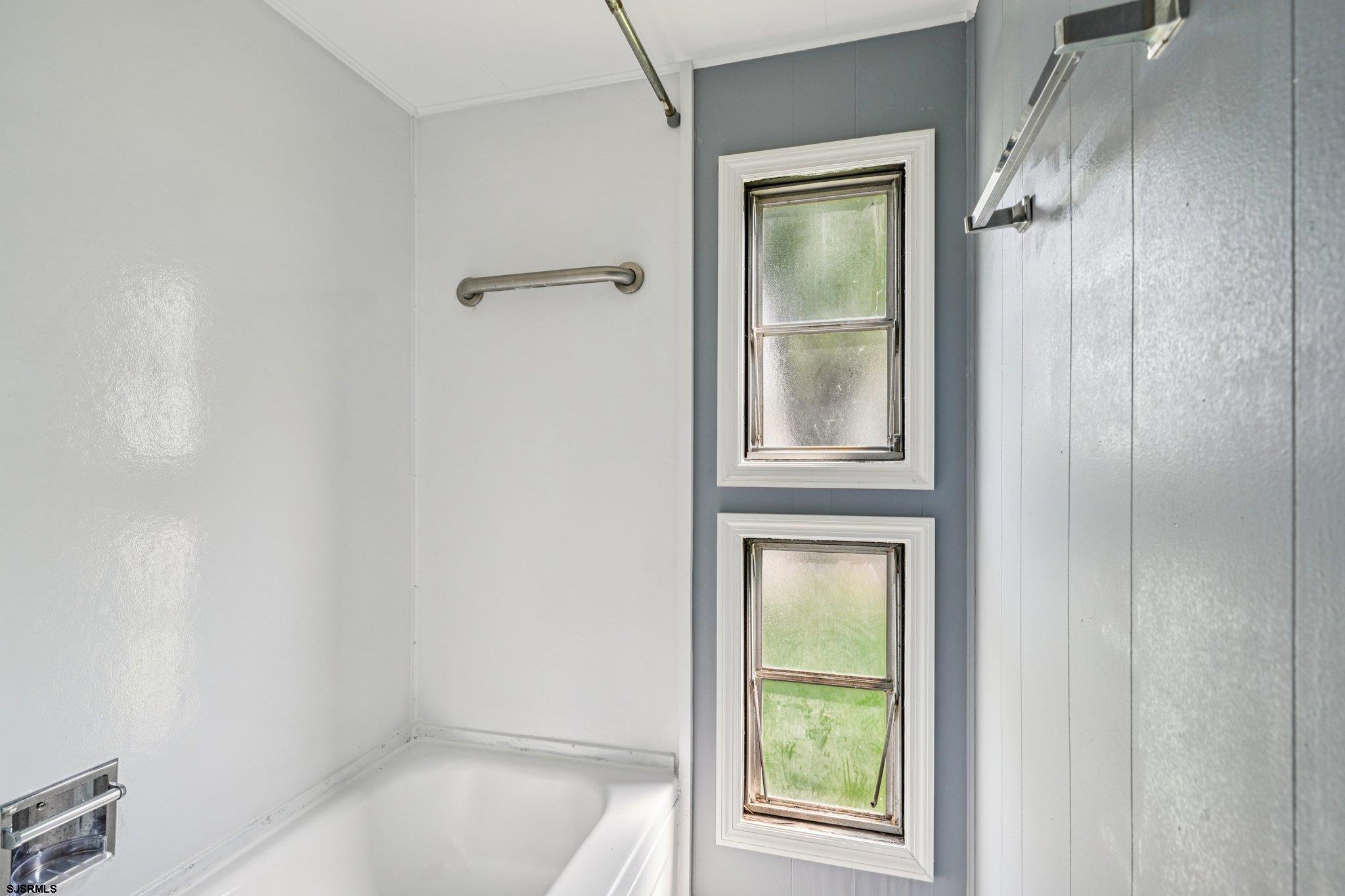 2528 Tilton Road Egg Harbor Township, NJ 08234 - Photo 24 of 31 a bathroom with a window