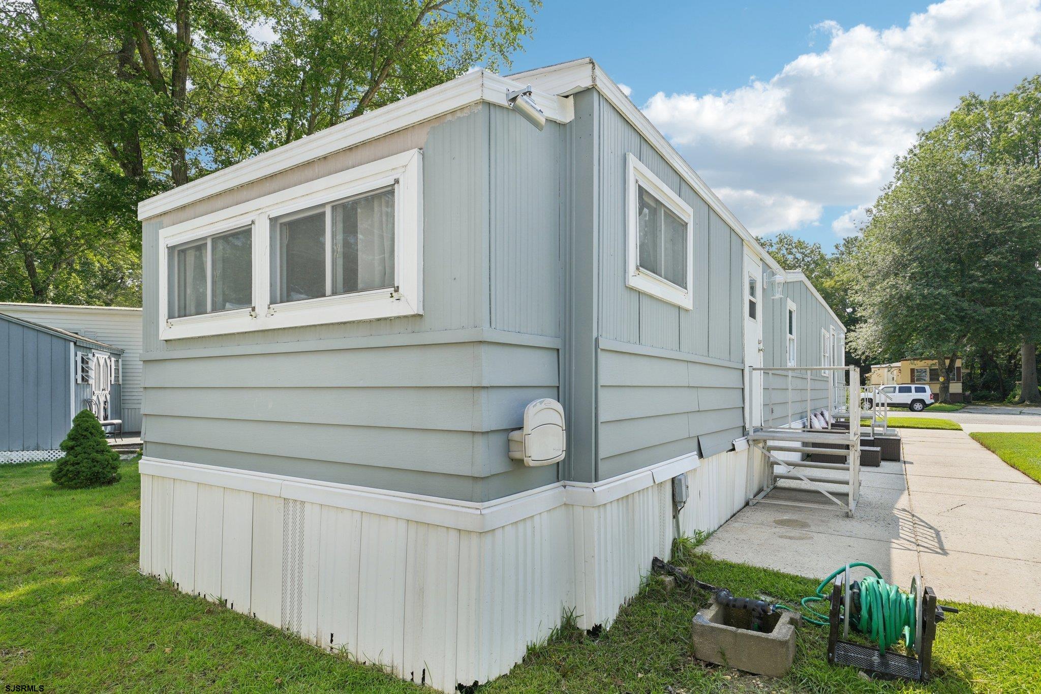2528 Tilton Road Egg Harbor Township, NJ 08234 - Photo 29 of 31 a view of house with backyard and garden