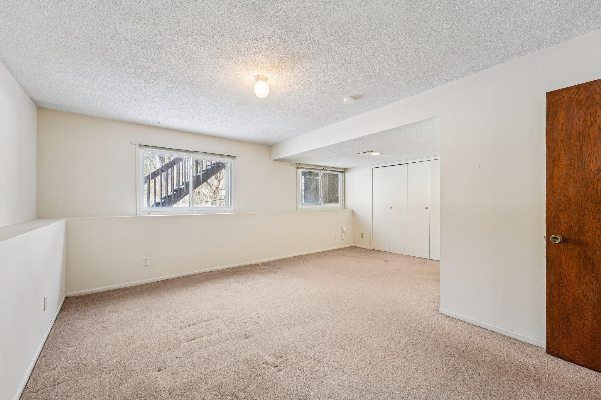 8275 Cypress Lane Eden Prairie, MN 55347 - Photo 21 of 38