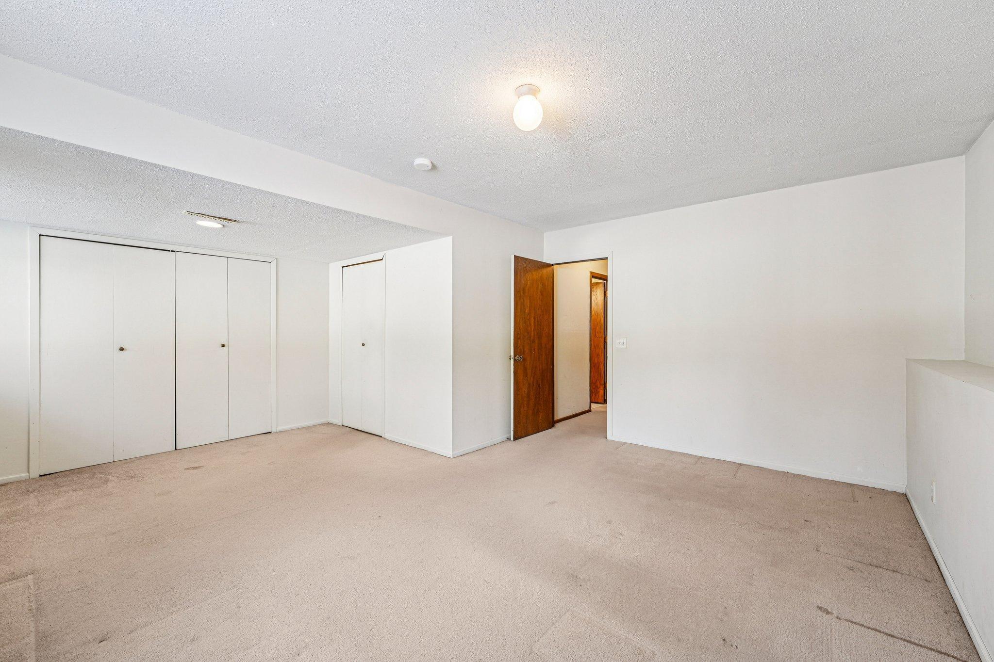 8275 Cypress Lane Eden Prairie, MN 55347 - Photo 22 of 38