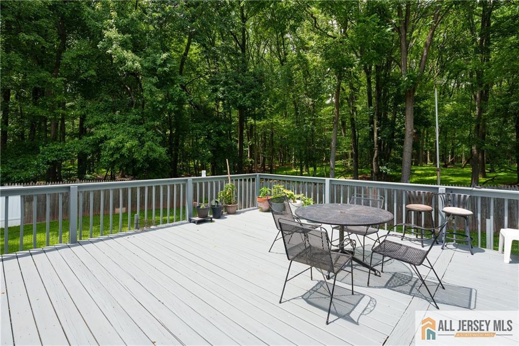 984 New Dover Road Edison, NJ 08820 - Photo 23 of 30