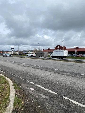 $70,000 | 1701 North Coliseum Boulevard, Fort Wayne, IN 46805