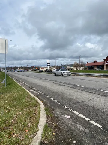 $70,000 | 1701 North Coliseum Boulevard, Fort Wayne, IN 46805