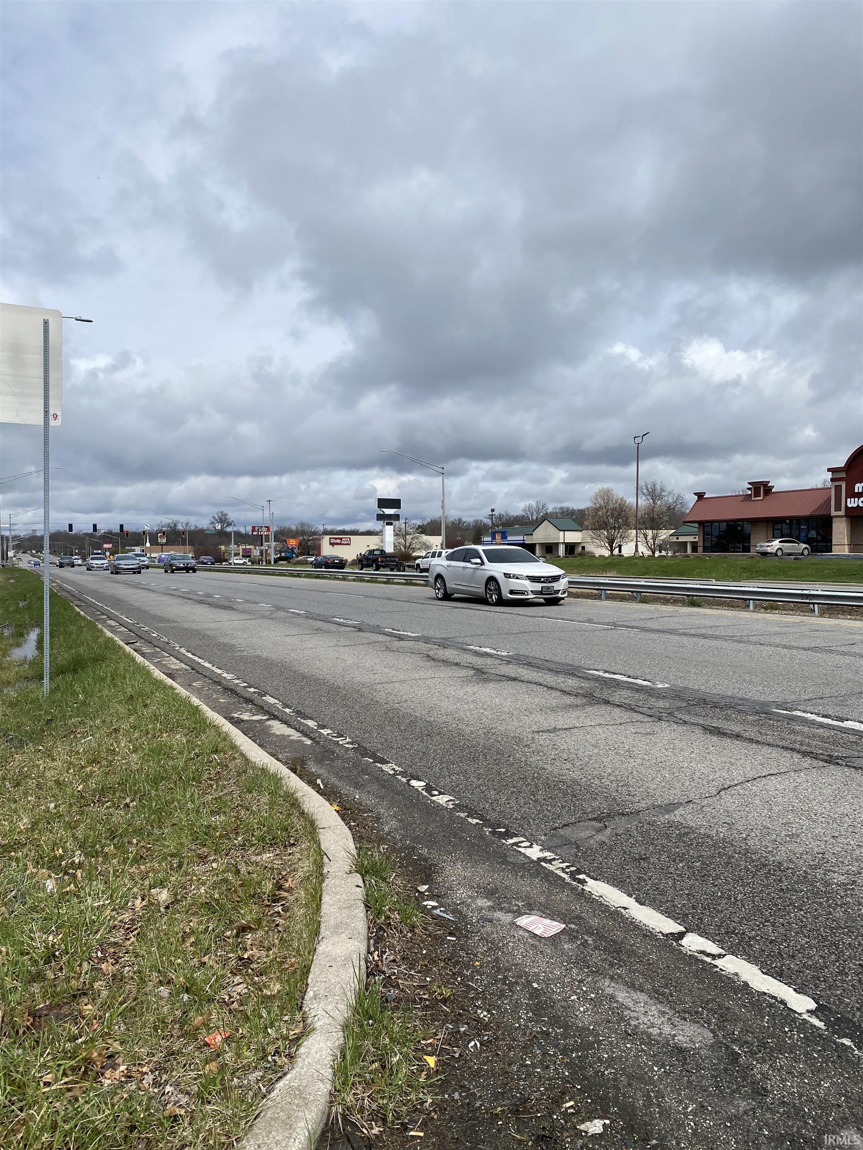 1701 North Coliseum Boulevard Fort Wayne, IN 46805 - Photo 3 of 3