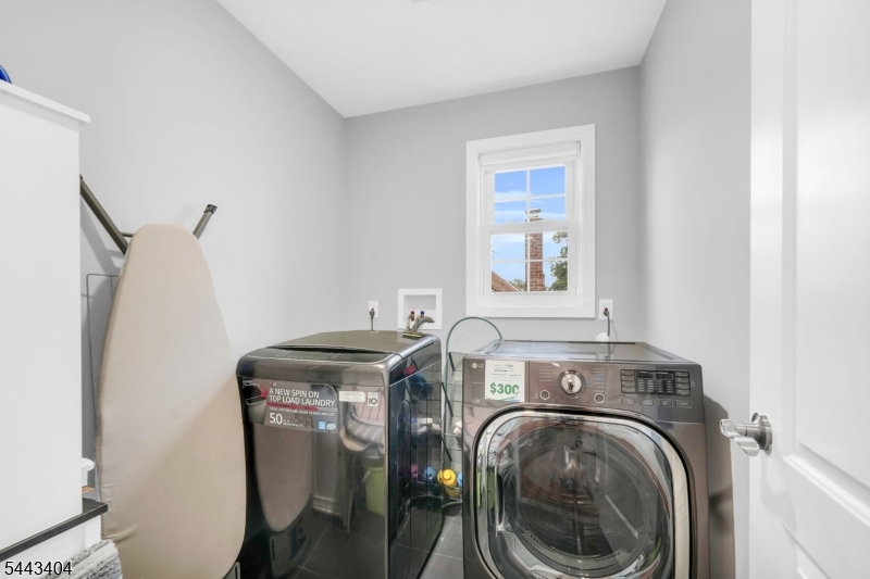 767 Hemlock Road Union, NJ 07083 - Photo 23 of 29