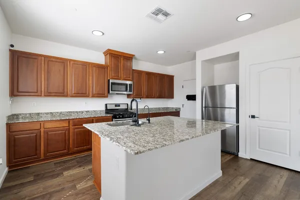 $525,000 | 2320 Redhaven Street, Marysville, CA 95901