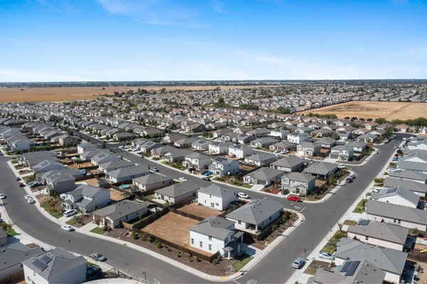 $525,000 | 2320 Redhaven Street, Marysville, CA 95901