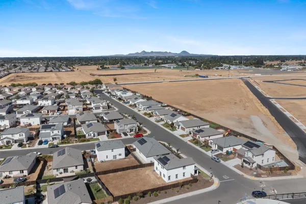 $525,000 | 2320 Redhaven Street, Marysville, CA 95901