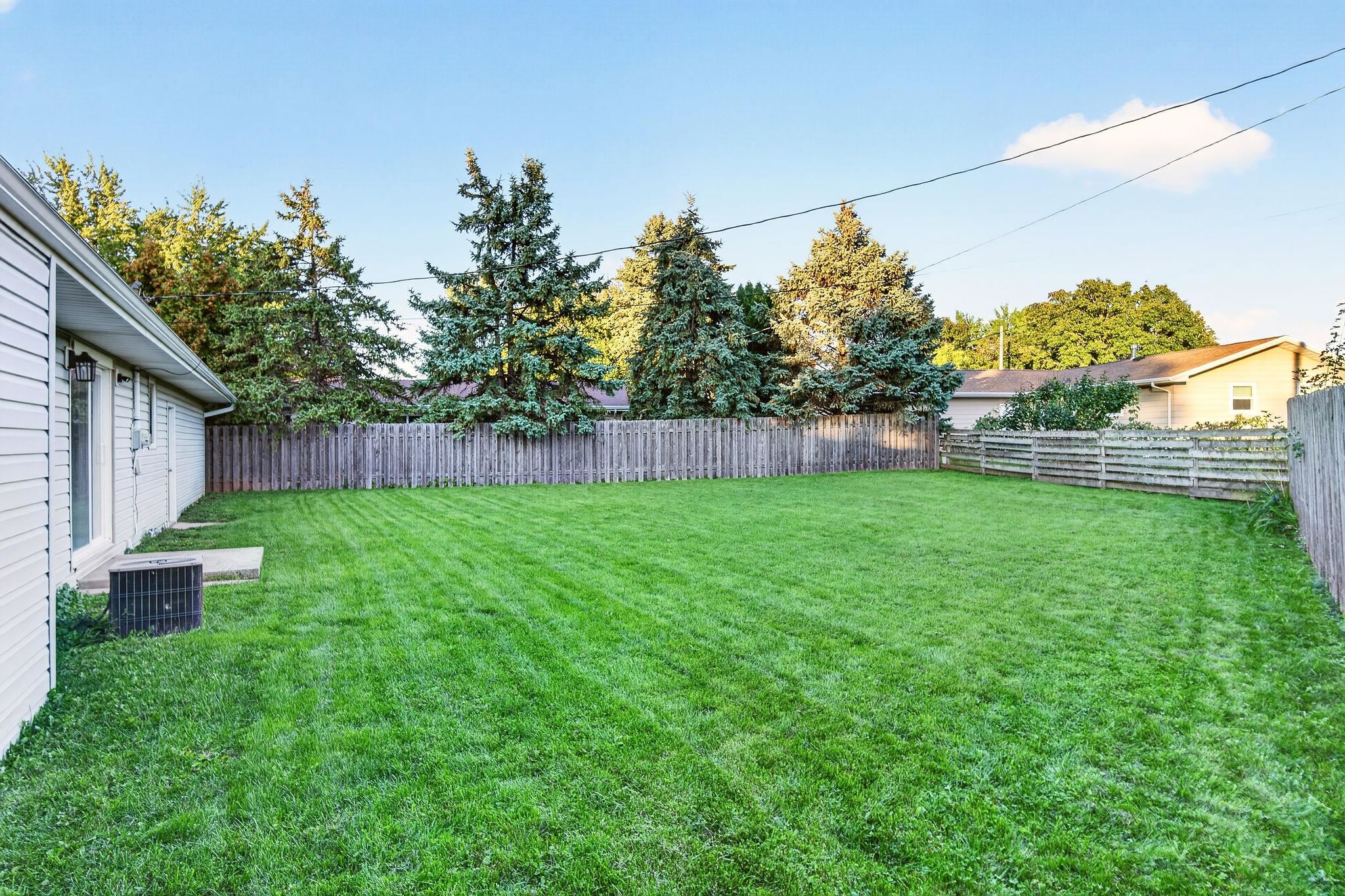 2516 North Summit Street Appleton, WI 54914 - Photo 24 of 33 Gallery Image 24
