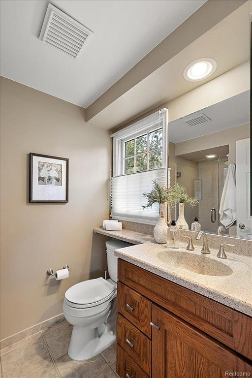 144 Oaklane Drive Rochester Hills, MI 48306 - Photo 38 of 74